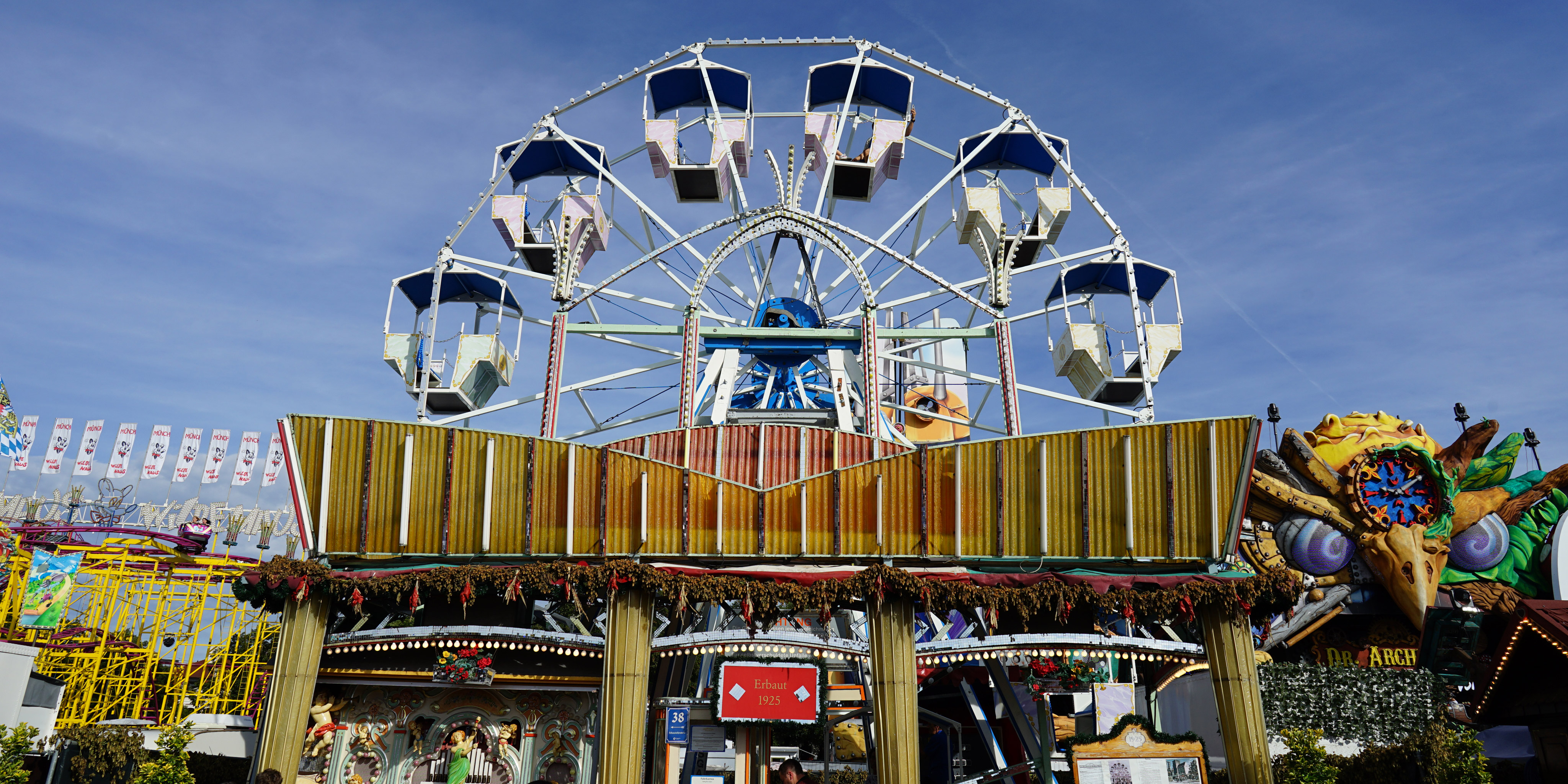 Russenrad - A Ferris wheel at the Munich Oktoberfest